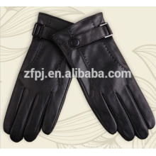 mens wearing leather gloves in europe